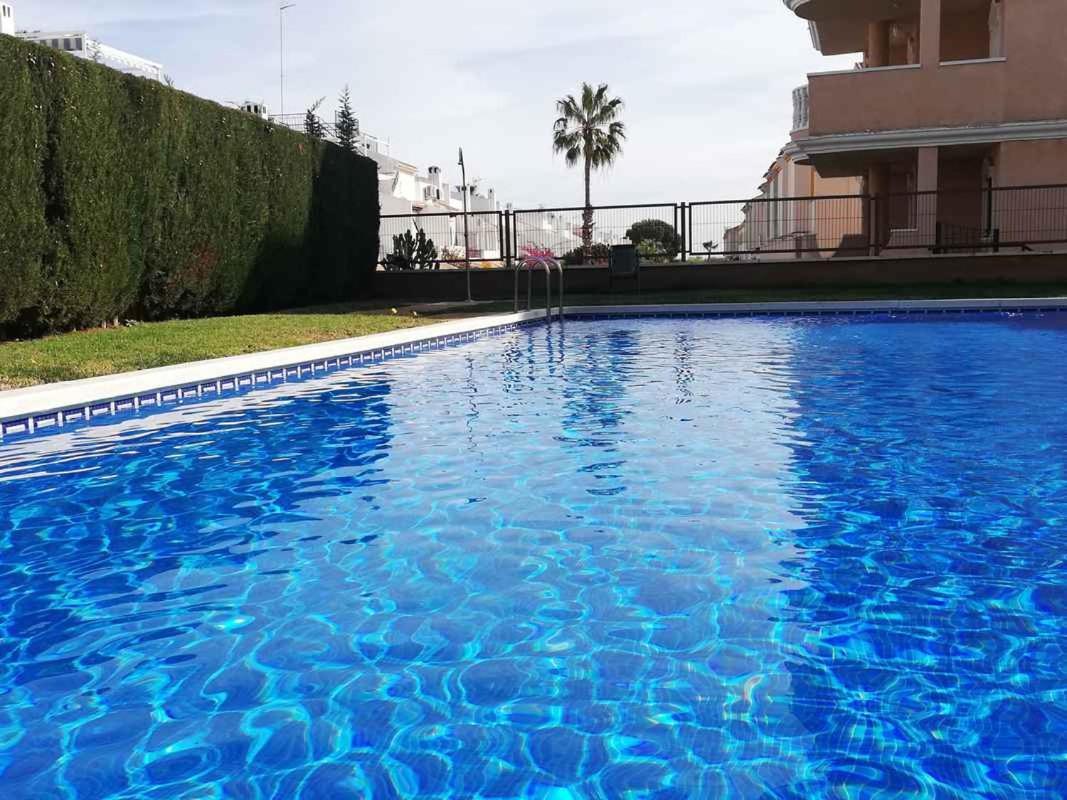 Penthouse Op Toplocatie Orihuela Bagian luar foto
